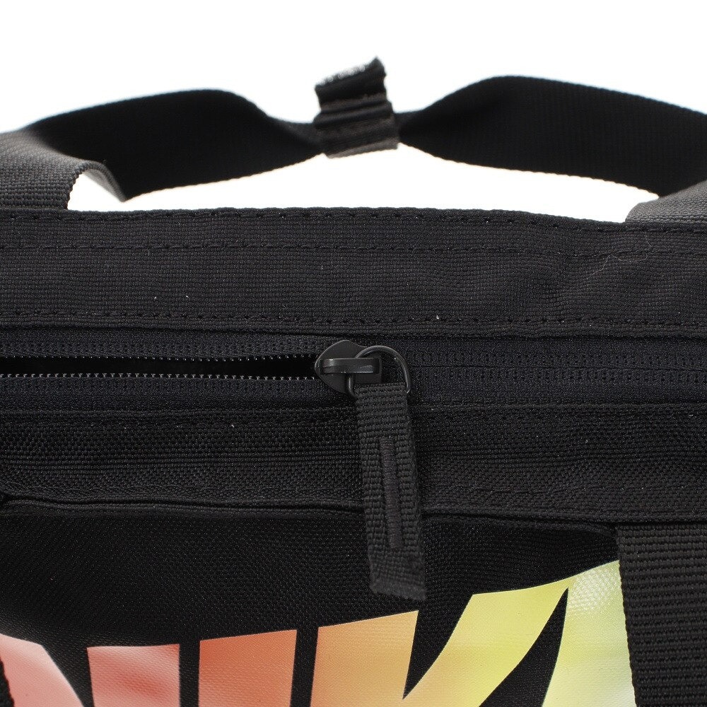 ナイキ（NIKE） ランチトート NAN FUTURA FUEL TOTE ランチトートバッグ 黒 9A2869-F69 保冷 ファスナー付き サブバッグ ミニトート トートバッグ 手持ち