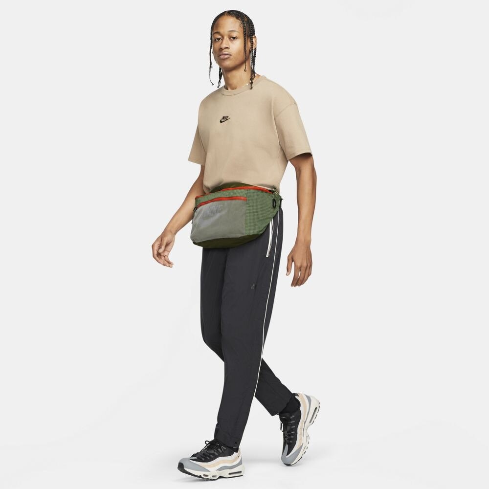 ナイキ（NIKE）（メンズ、レディース）テック ウェスト パック TRL スモール アイテム CV1411-328