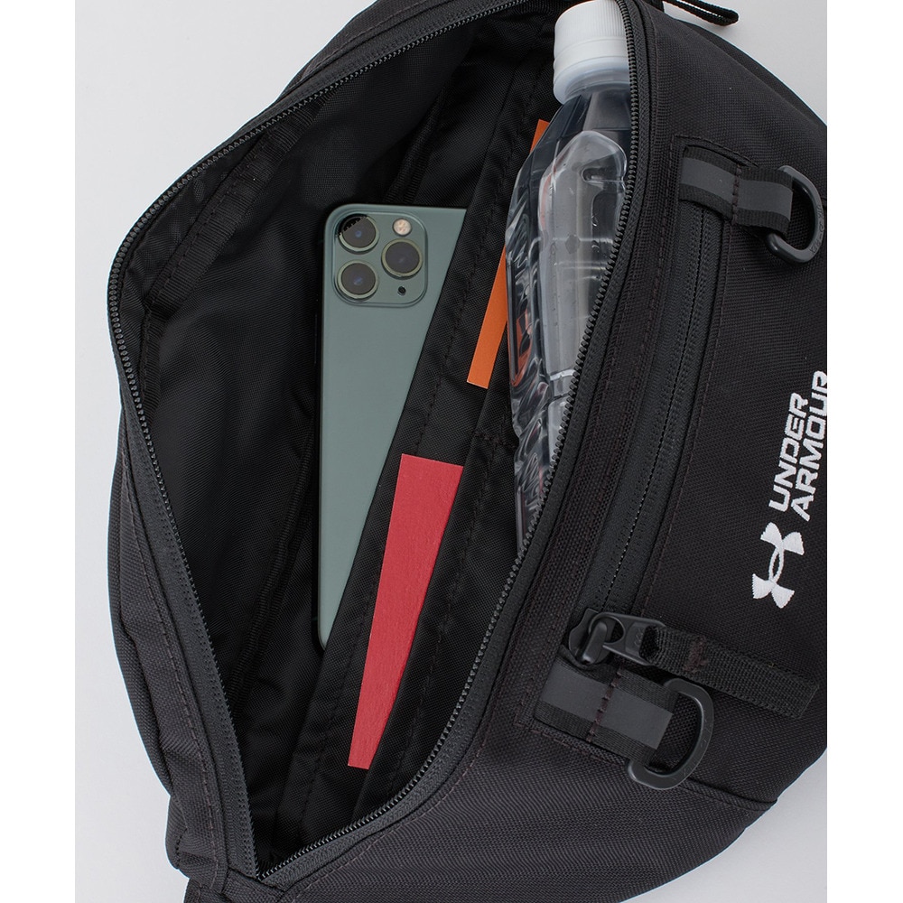 アンダーアーマー（UNDER ARMOUR）（メンズ、レディース）ボディバッグ 1384758 001