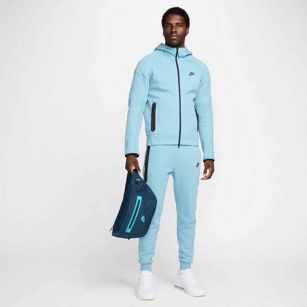 ナイキ（NIKE）（メンズ、レディース）ウエストバッグ エレメンタル プレミアム ファニー パック 8L DN2556-478 ネイビー ブルー