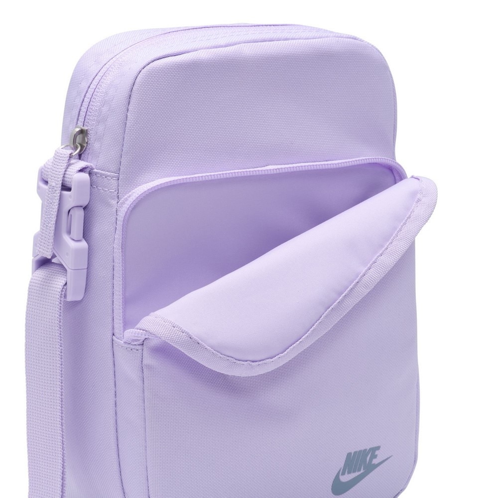 ナイキ（NIKE）（メンズ、レディース、キッズ）ヘリテージ クロスボディバッグ 4L DB0456-512