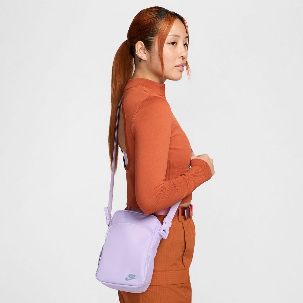 ナイキ（NIKE）（メンズ、レディース、キッズ）ヘリテージ クロスボディバッグ 4L DB0456-512