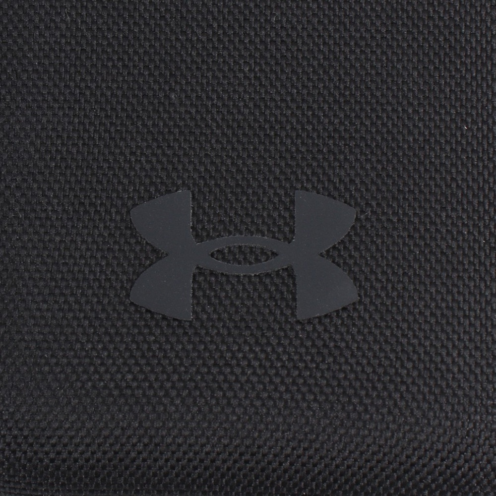 アンダーアーマー（UNDER ARMOUR）（メンズ、レディース）コンテイン マイクロケース 1378573 002 マルチポーチ 小物入れ 黒