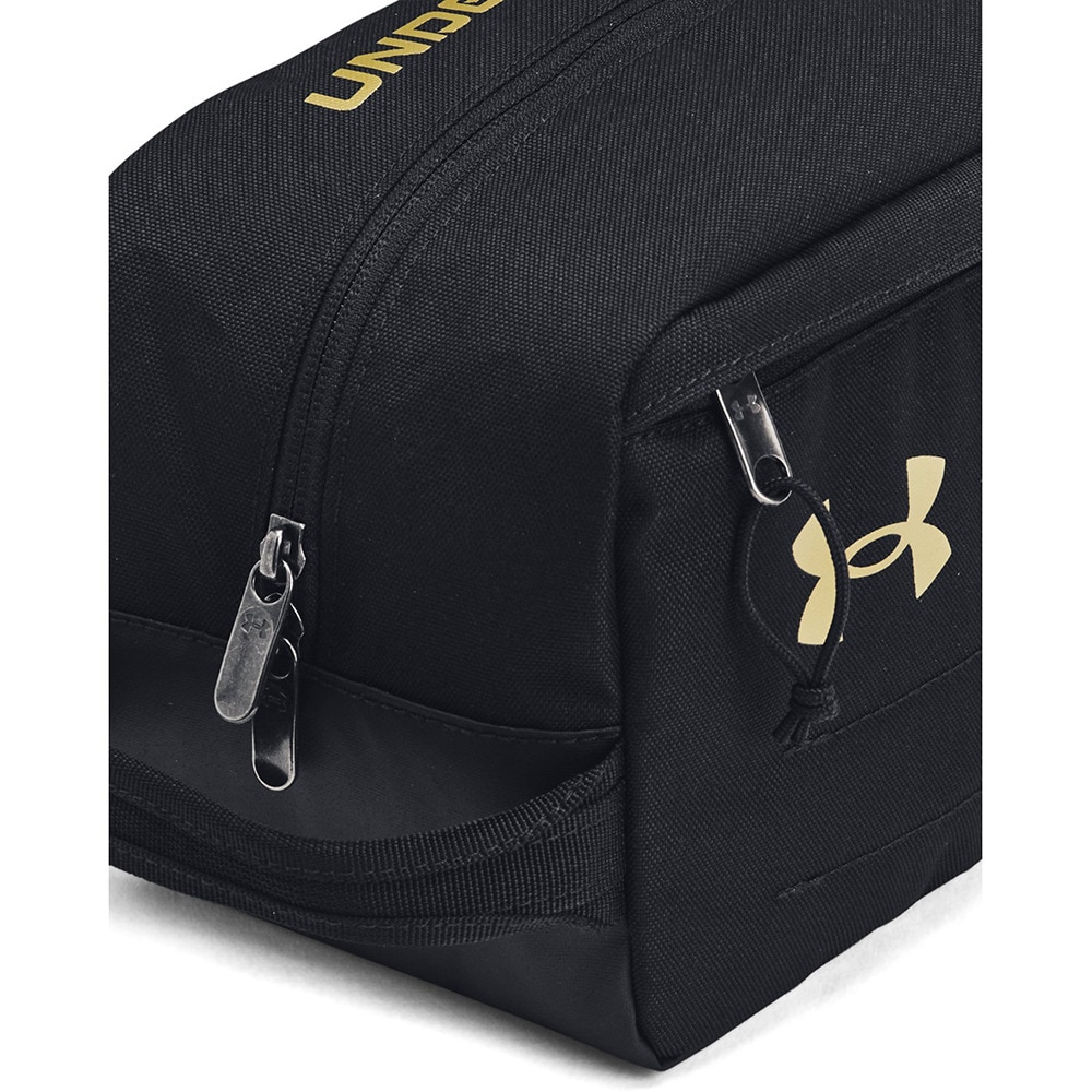 アンダーアーマー（UNDER ARMOUR）（メンズ、レディース）コンテイン トラベル キット 1381922 001 5.5L マルチポーチ 旅行 黒 撥水