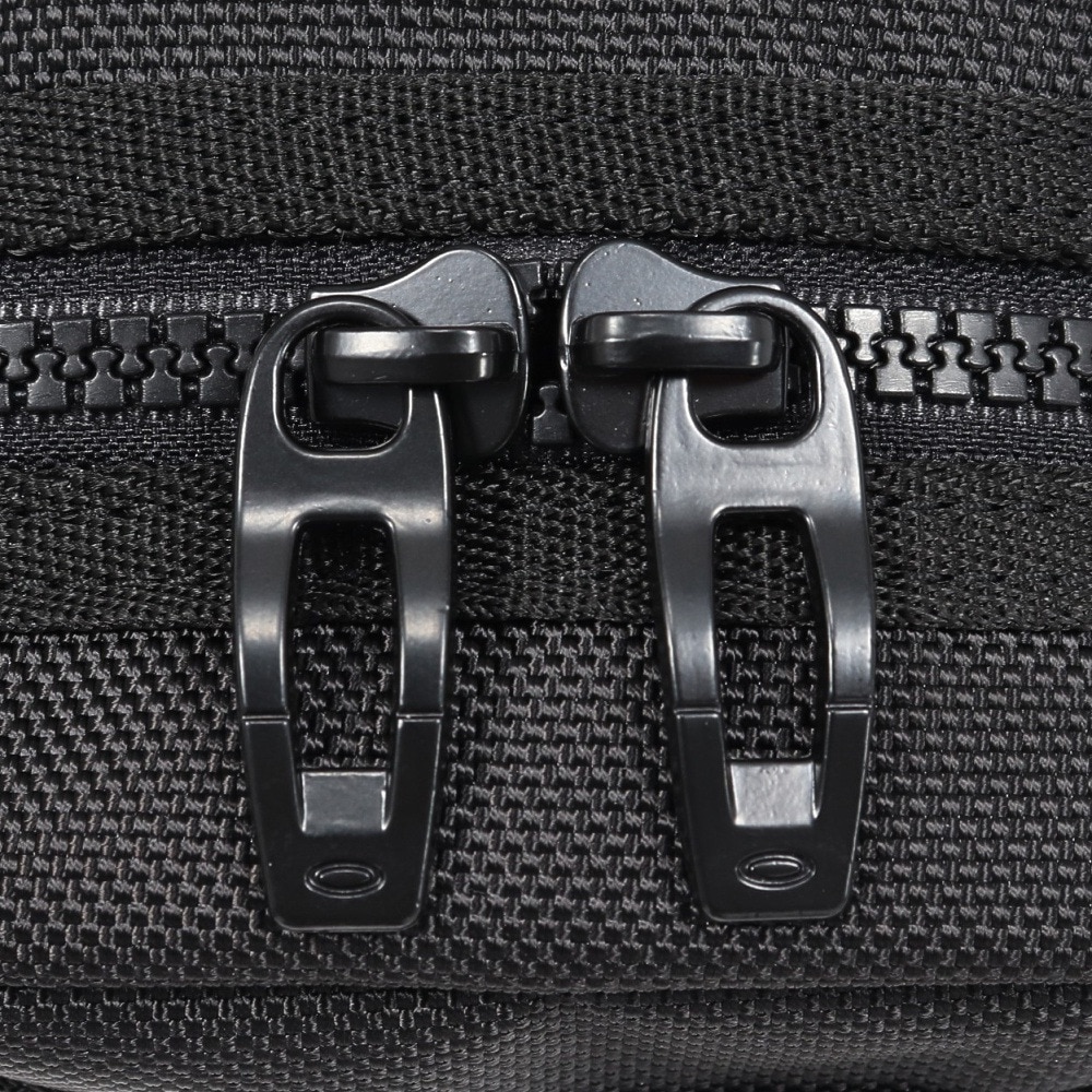 オークリー（OAKLEY）（メンズ、レディース、キッズ）ショルダーバッグ Enhance LT ポーチ 1.5L FOS901998-022 撥水 斜め掛け ポシェット スポーツバッグ