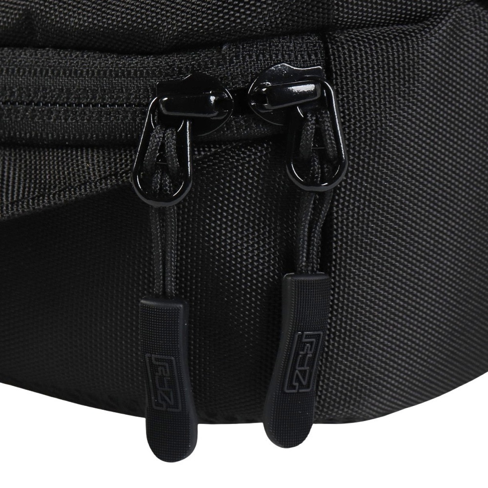 ライズ（RYZ）（メンズ、レディース、キッズ）モビリティ スリングバッグ 黒 4.5L M RZ40UTC25SS0004 BLK シンプル 無地 お出かけ 旅行 プレゼント お揃い