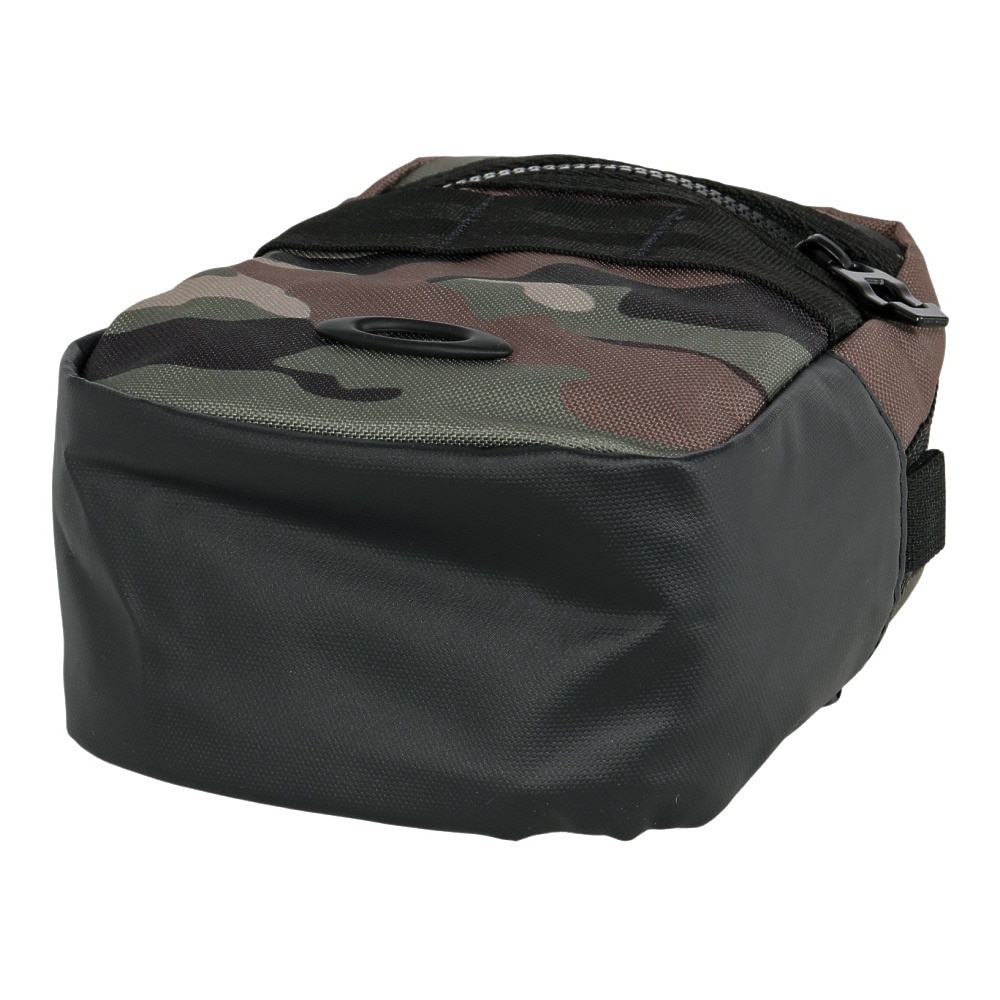 オークリー（OAKLEY）（メンズ、レディース）ショルダーバッグ Enhance LT ポーチ 9.0 カモカーキ FOS901998-982 撥水 斜め掛け ポシェット