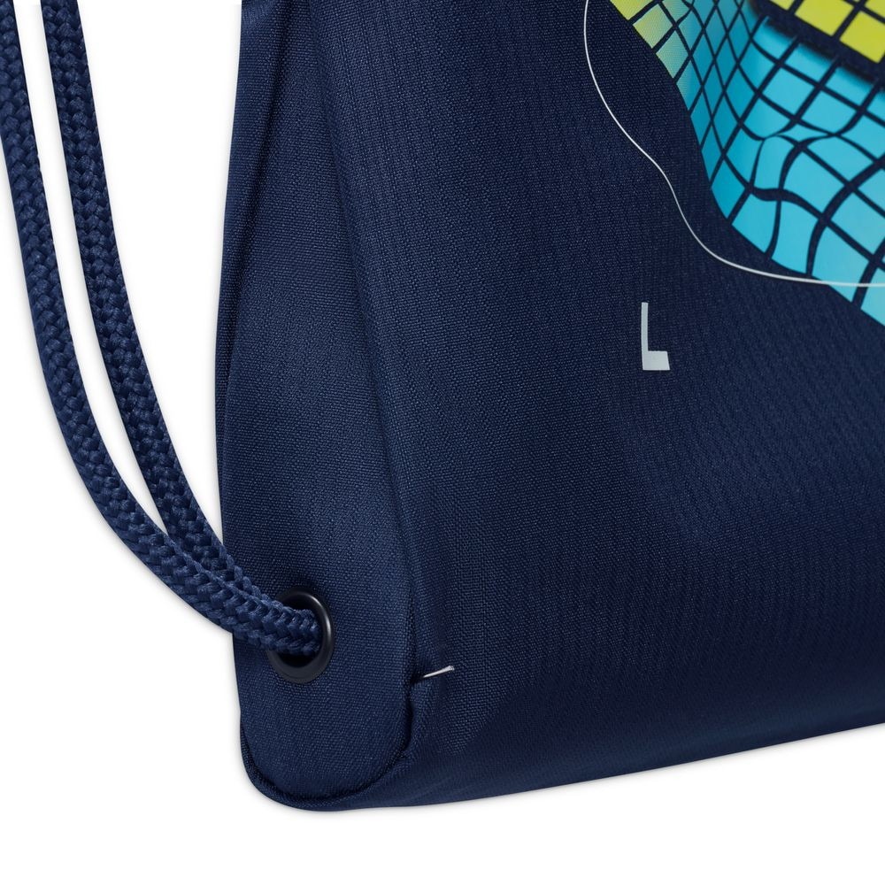 ナイキ（NIKE）（メンズ、レディース）ジュニア ドローストリング グラフィック ジムサック DR6105-410