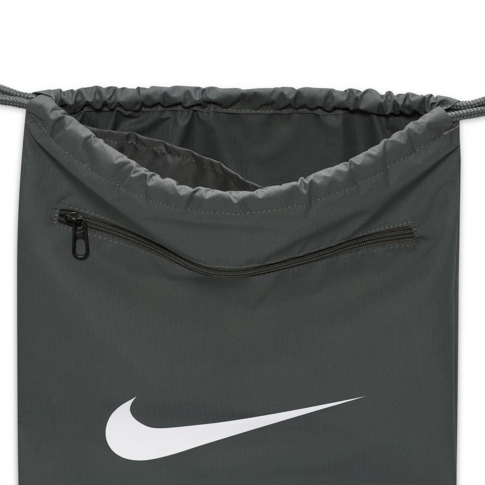 ナイキ（NIKE）（メンズ、レディース、キッズ）ナップザッグ ブラジリア 9.5 ドロー ストリング ジム サック グレー DM3978-068  手提げ 体操着入れ バック 