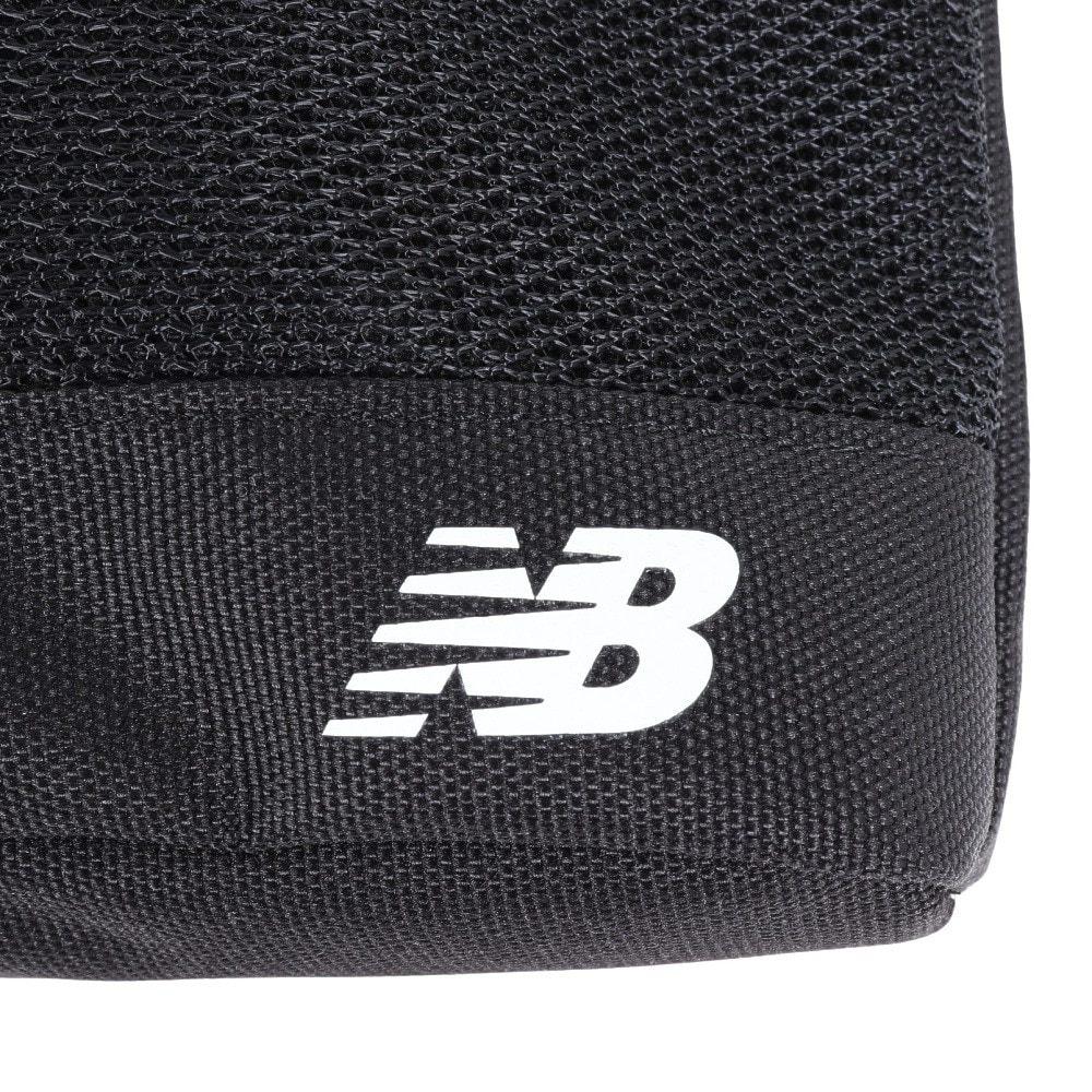 ニューバランス（new balance）（メンズ、レディース）ボトルホルダー付きサコッシュ 黒 LAB45608BK