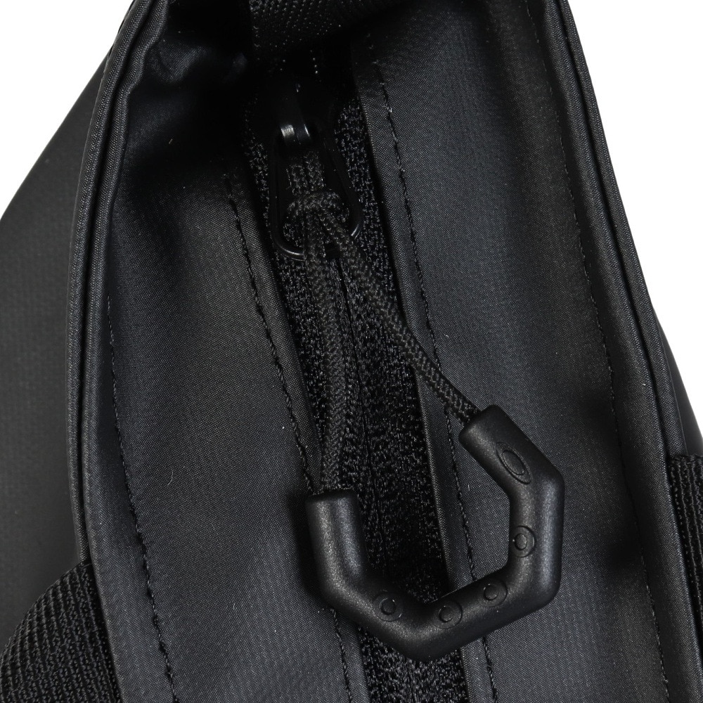 オークリー（OAKLEY）（メンズ、レディース）トートバッグ Essential Cooler Mini  9.0 FOS901987-022 耐水 保冷温 クーラーバッグ 弁当入れ ランチボックス