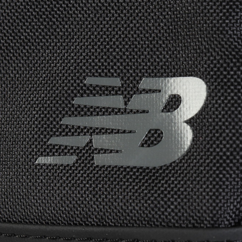 ニューバランス（new balance）（メンズ、レディース）Essential スリングバッグ LAB53514BK
