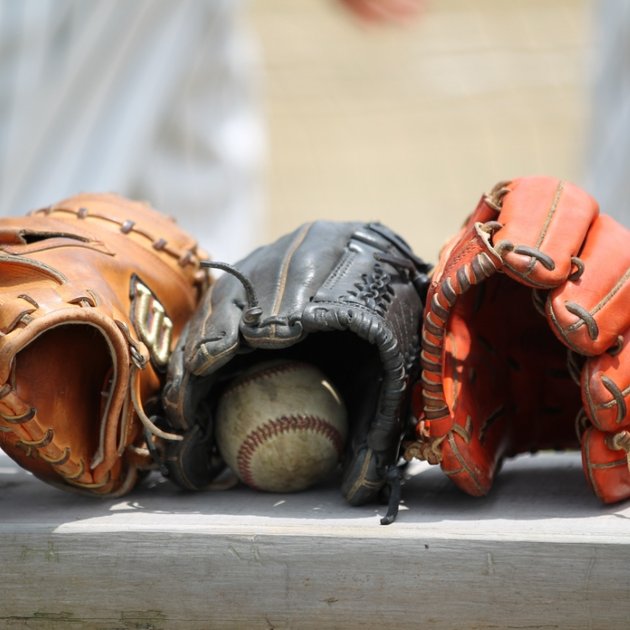 グローブ グラブ の手入れの仕方を解説 最新版 おすすめ手入れ道具10選 スーパースポーツゼビオ