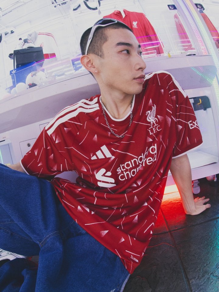 アディダス PLAY YOUR STYLE | スポーツ用品はスーパースポーツゼビオ